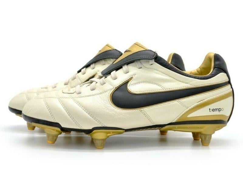 Giày đá bóng Nike Tiempo Legend II